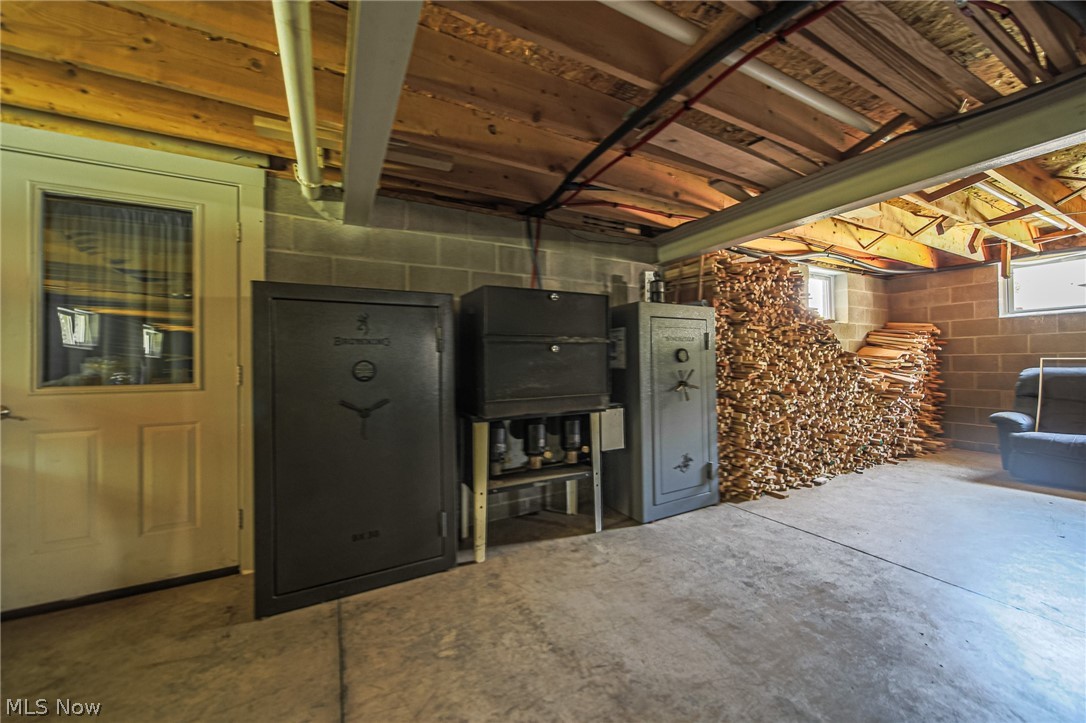 17721 Madison Road Middlefield OH 44062