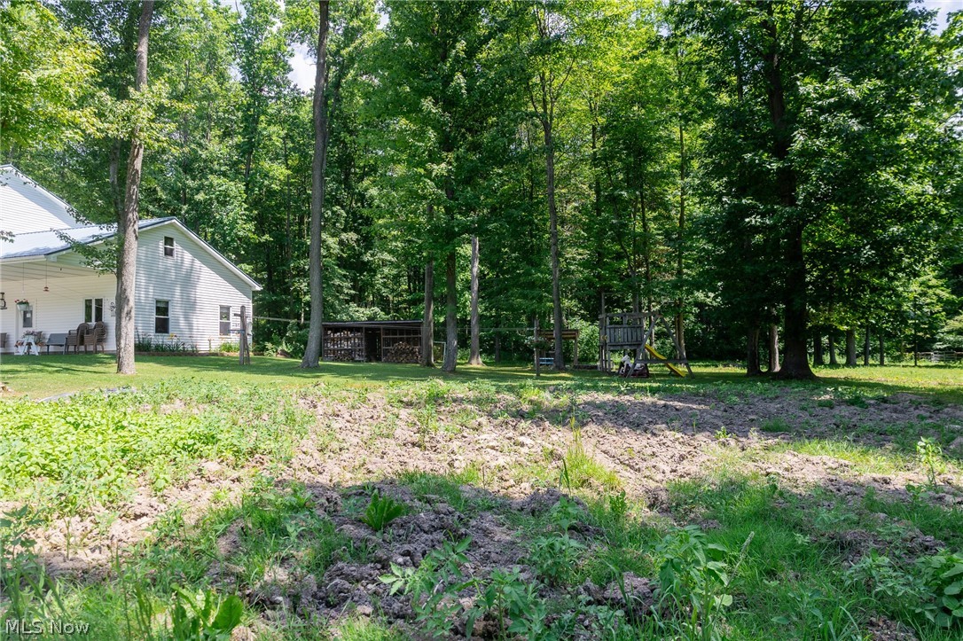 17721 Madison Road Middlefield OH 44062
