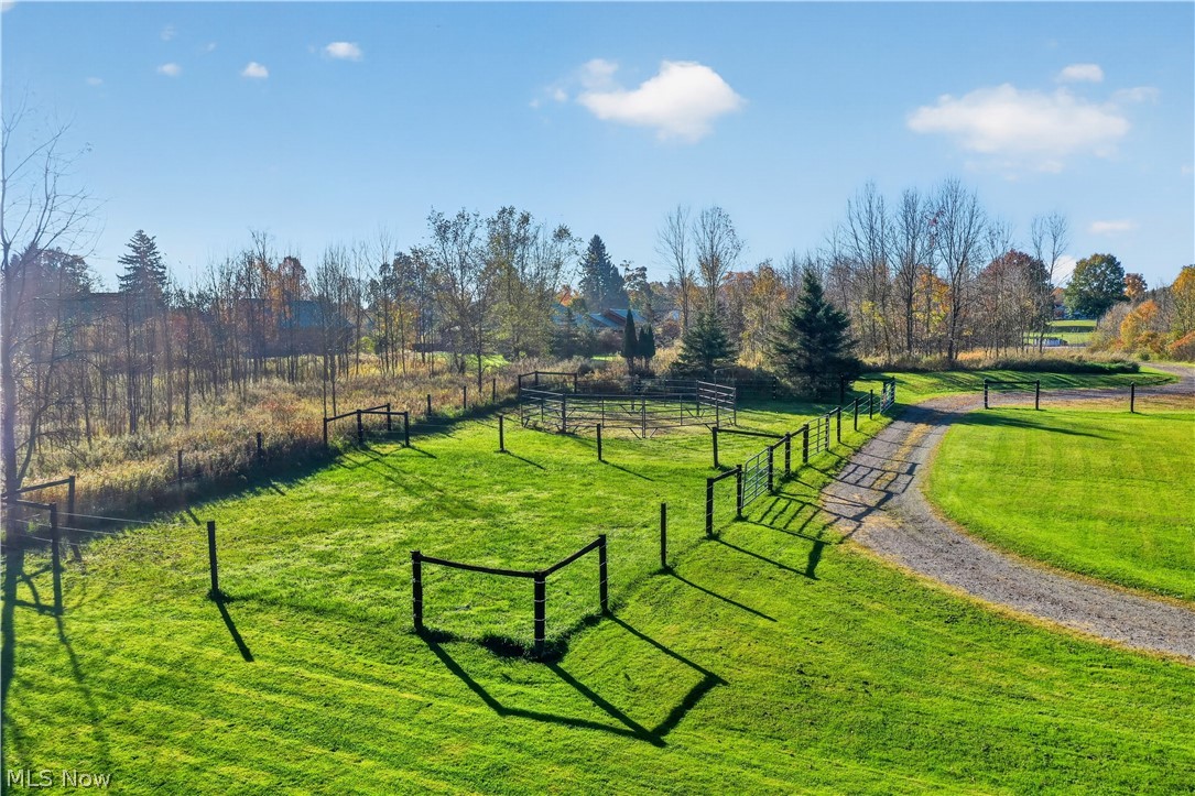 13366 Butternut Road Burton OH 44021