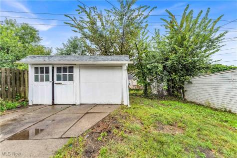9614 Mccracken Boulevard Garfield Heights OH 44125
