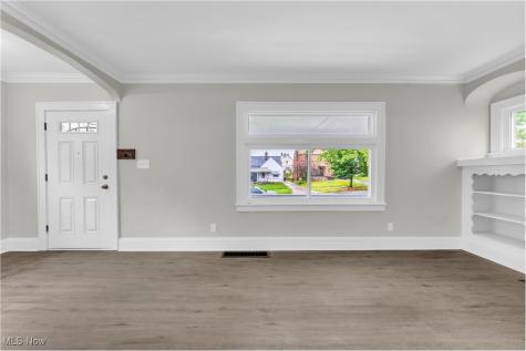 9614 Mccracken Boulevard Garfield Heights OH 44125