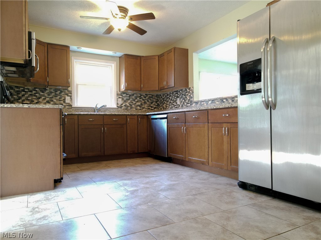 820 Peach Boulevard Willoughby OH 44094