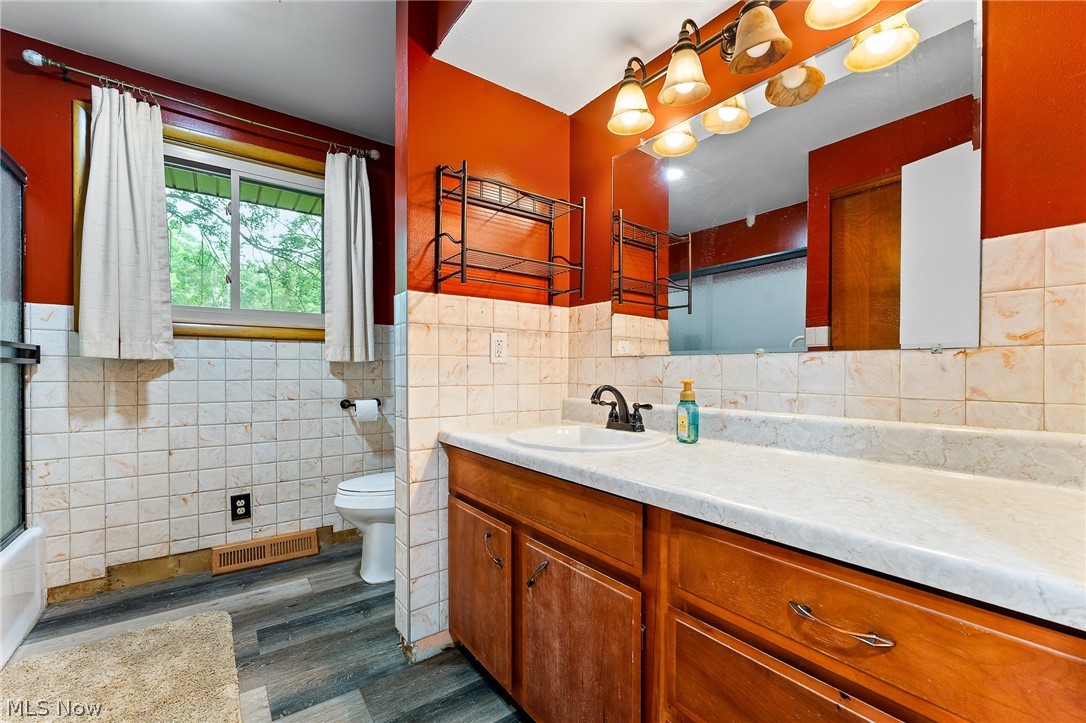 6235 Homeworth Road Homeworth OH 44634