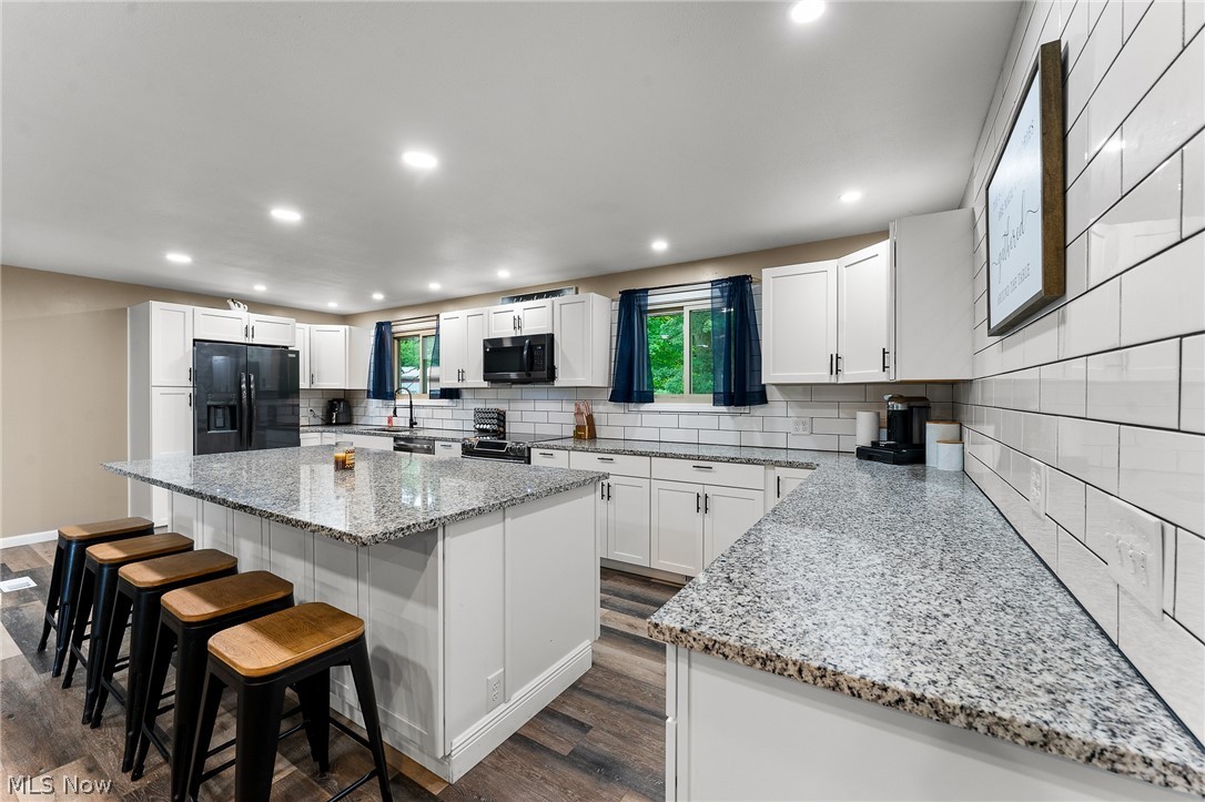 6235 Homeworth Road Homeworth OH 44634