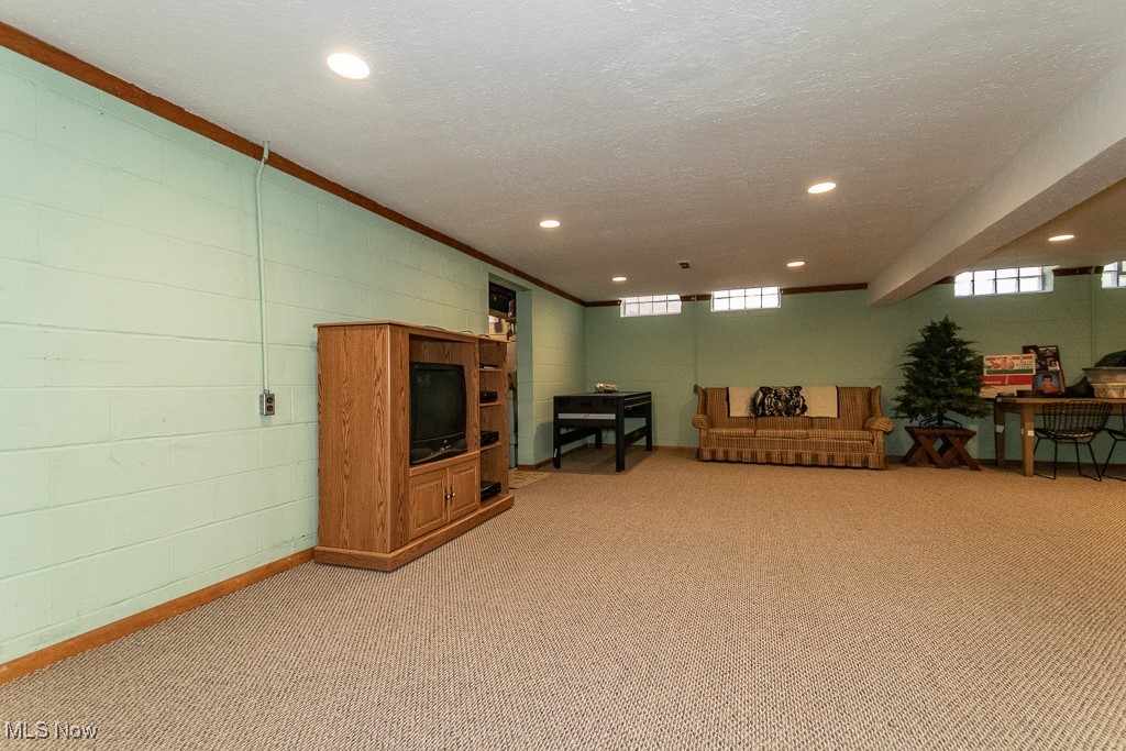 1200 Blanchester Road Lyndhurst OH 44124