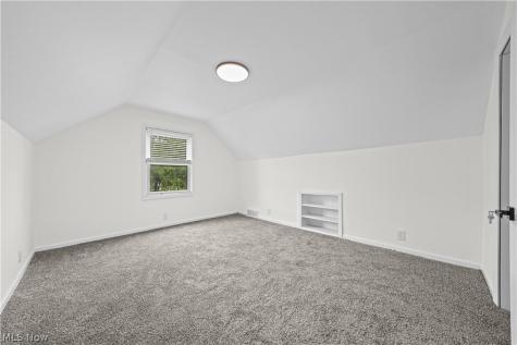 7146 W Parkview Drive Parma OH 44134