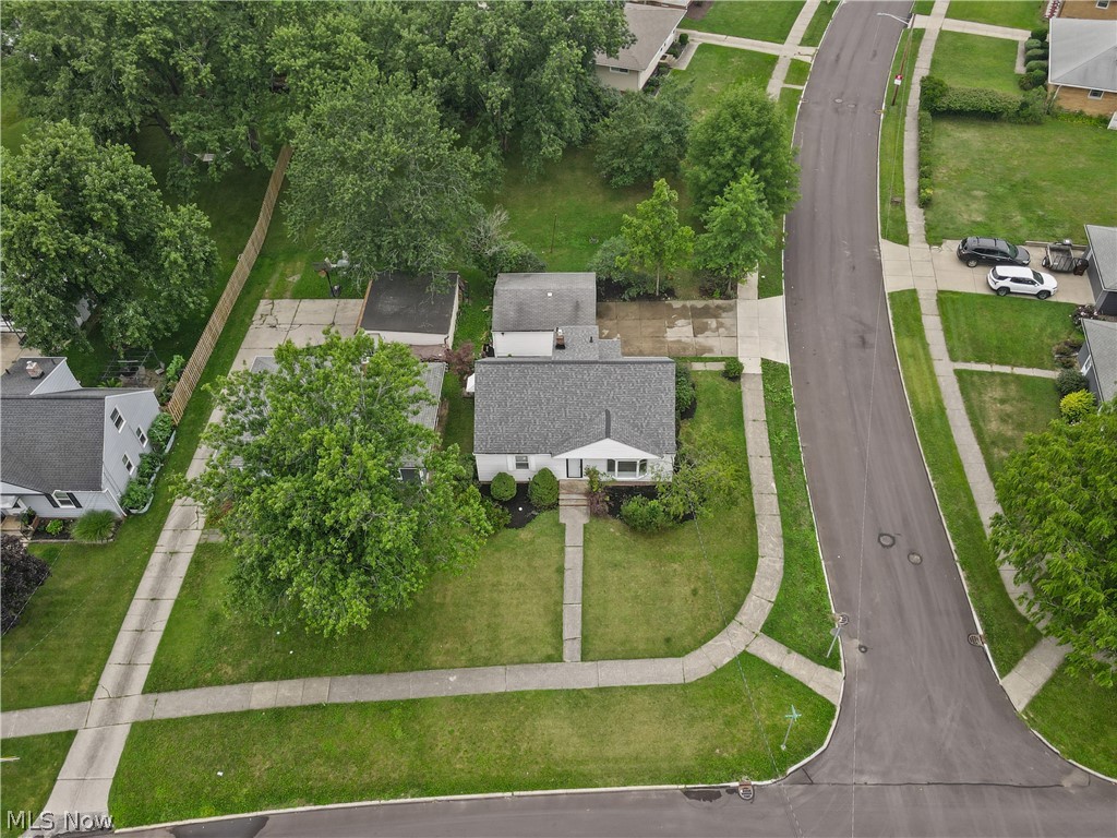 7146 W Parkview Drive Parma OH 44134