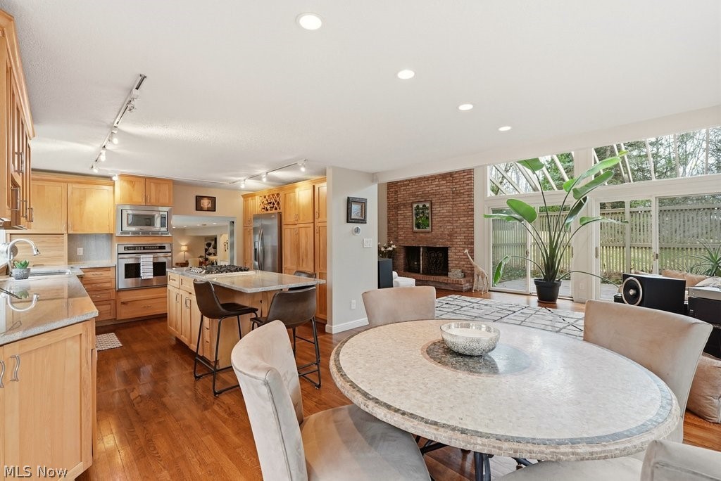 905 Heritage Lane Bath OH 44333