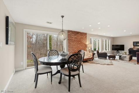 905 Heritage Lane Bath OH 44333