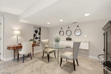 905 Heritage Lane Bath OH 44333