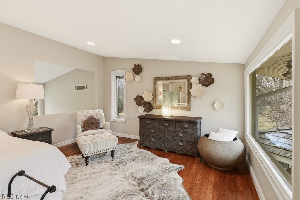905 Heritage Lane Bath OH 44333