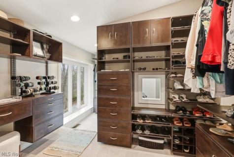 905 Heritage Lane Bath OH 44333