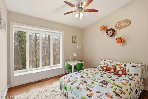 905 Heritage Lane Bath OH 44333