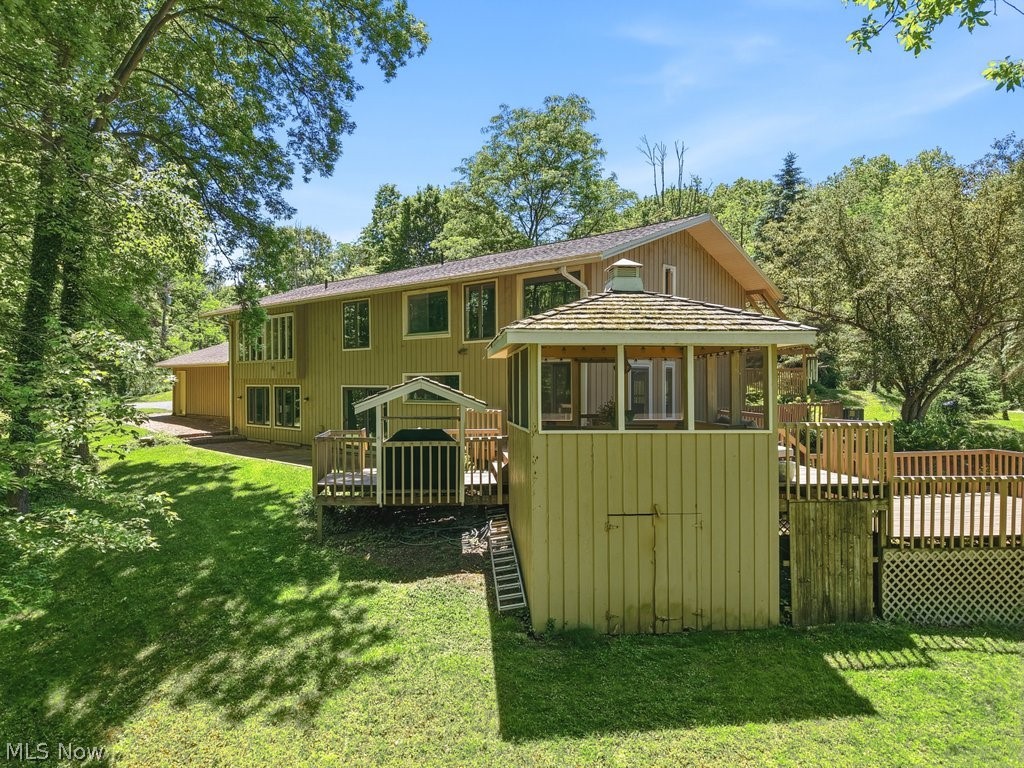 905 Heritage Lane Bath OH 44333