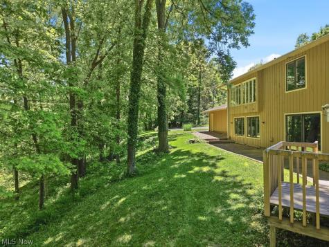 905 Heritage Lane Bath OH 44333