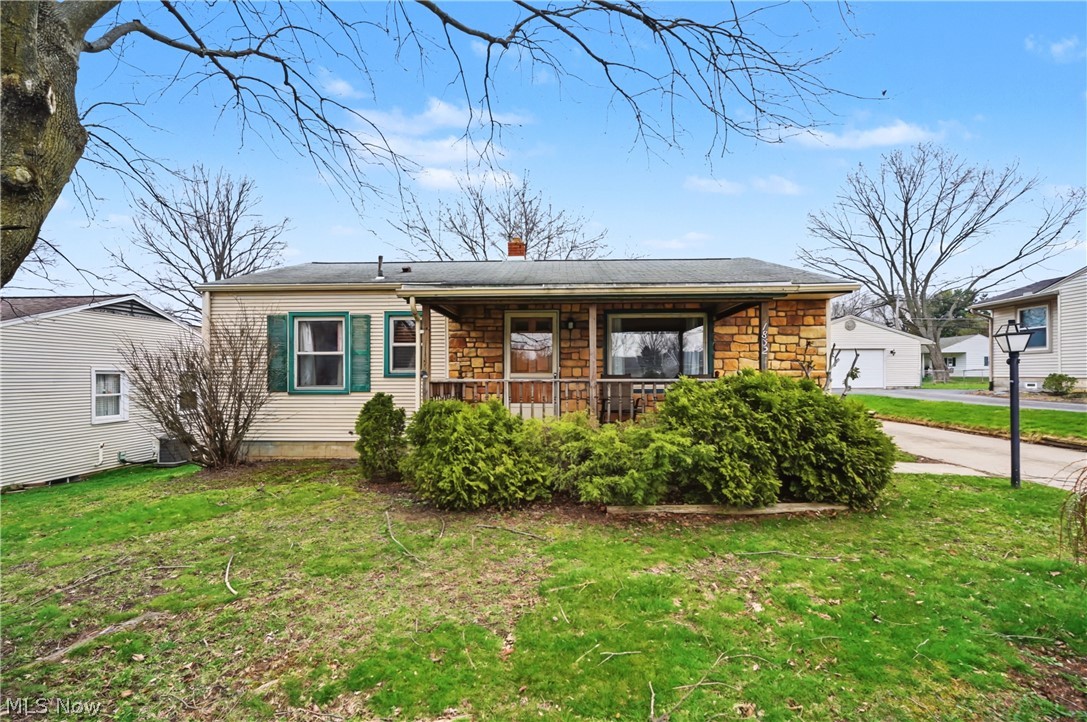 1852 Fairview Court Salem OH 44460