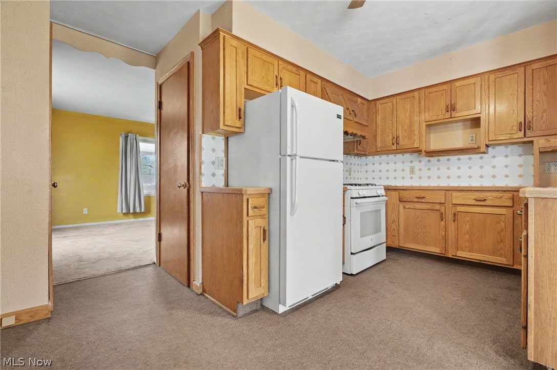 1852 Fairview Court Salem OH 44460