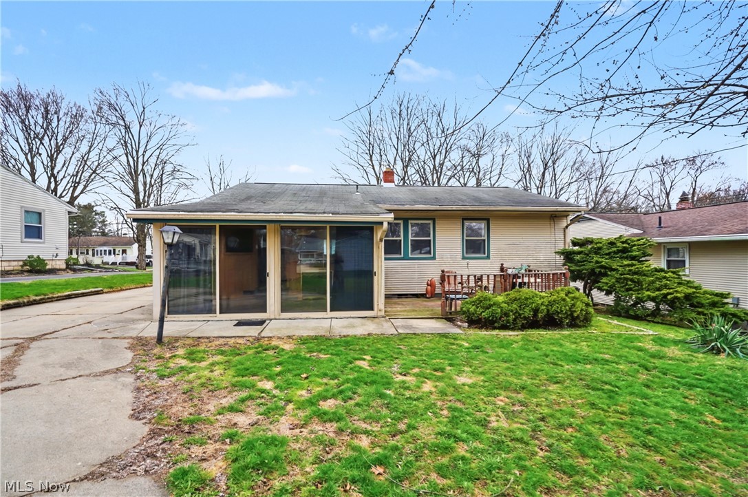 1852 Fairview Court Salem OH 44460