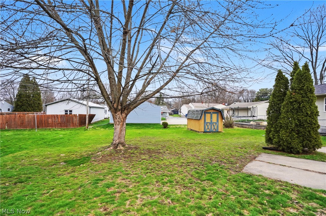 1852 Fairview Court Salem OH 44460