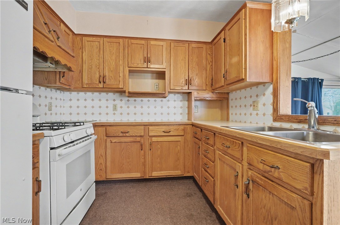 1852 Fairview Court Salem OH 44460