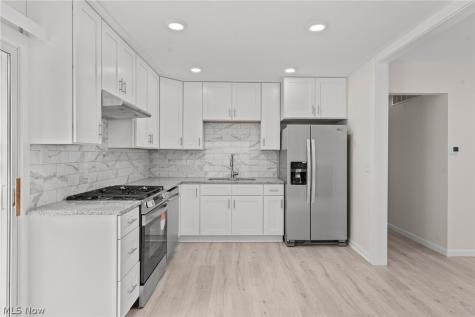 4138 Genevieve Boulevard Stow OH 44224