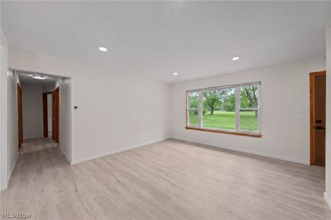 4138 Genevieve Boulevard Stow OH 44224