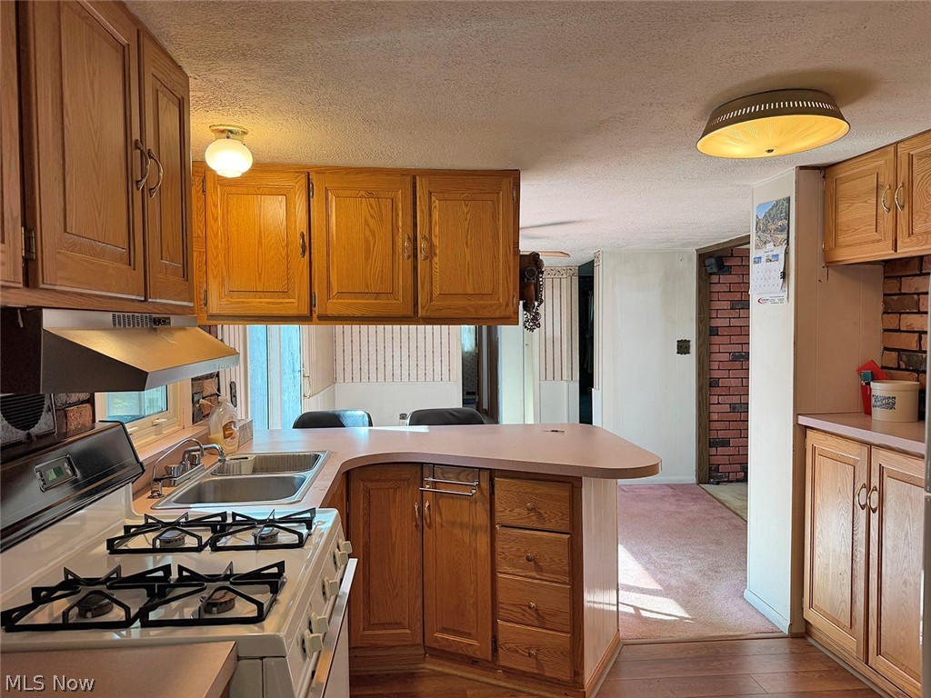 10182 Andora Road NE East Rochester OH 44625