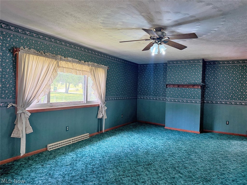 10182 Andora Road NE East Rochester OH 44625
