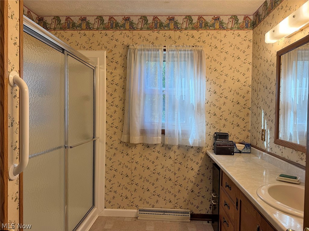 10182 Andora Road NE East Rochester OH 44625