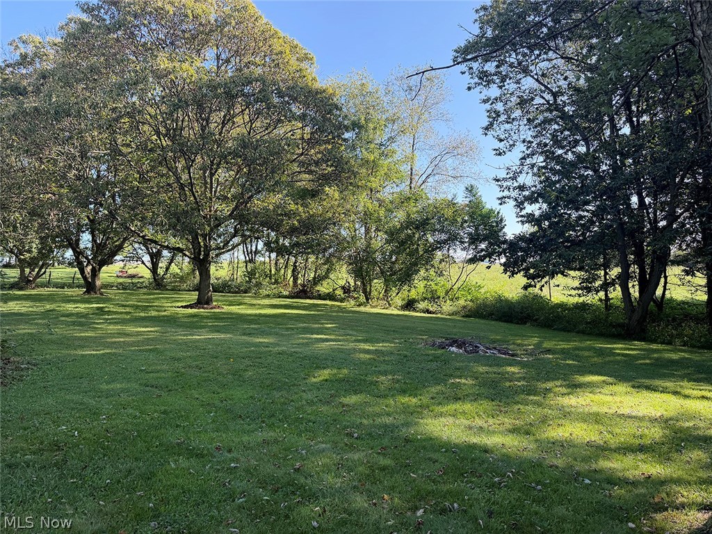 10182 Andora Road NE East Rochester OH 44625