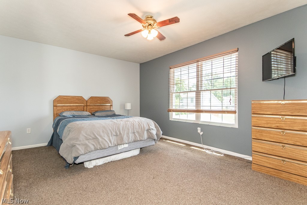 32976 Edward Avenue Eastlake OH 44095