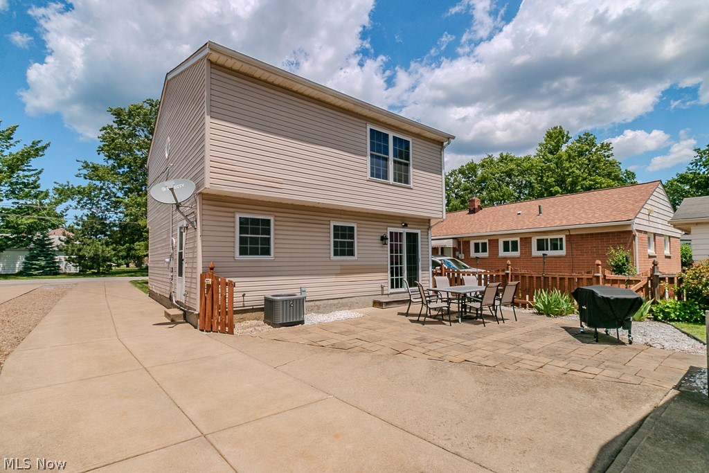 32976 Edward Avenue Eastlake OH 44095