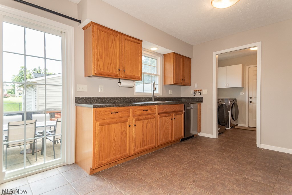 32976 Edward Avenue Eastlake OH 44095