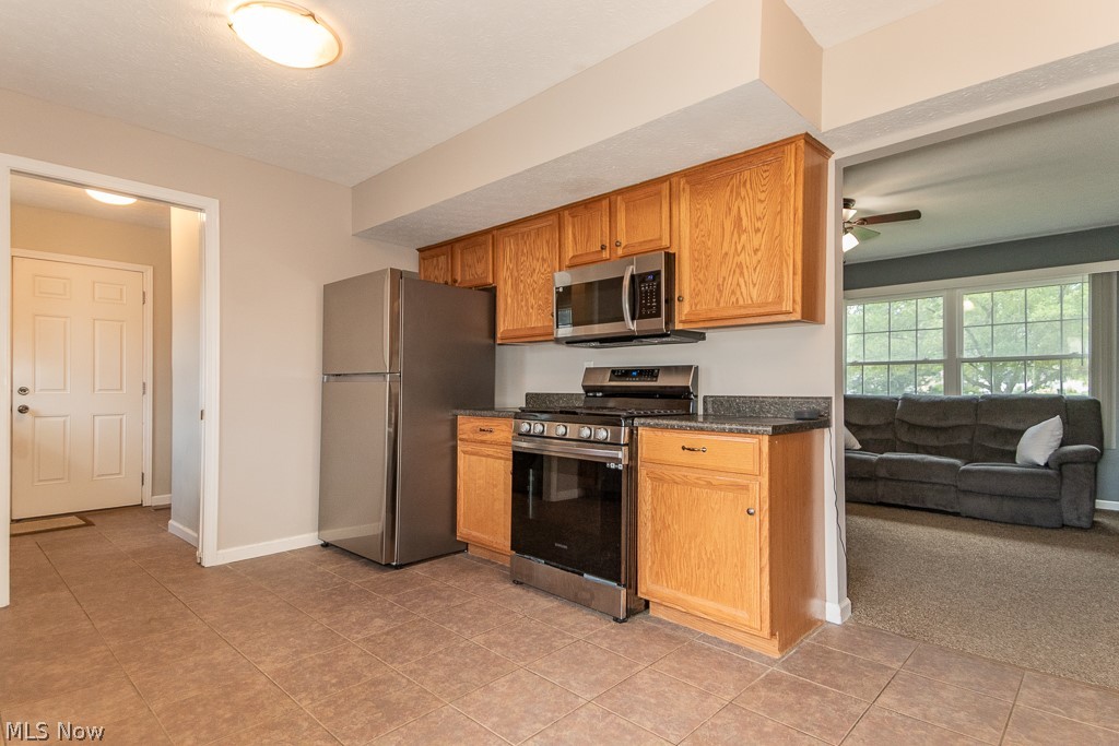32976 Edward Avenue Eastlake OH 44095