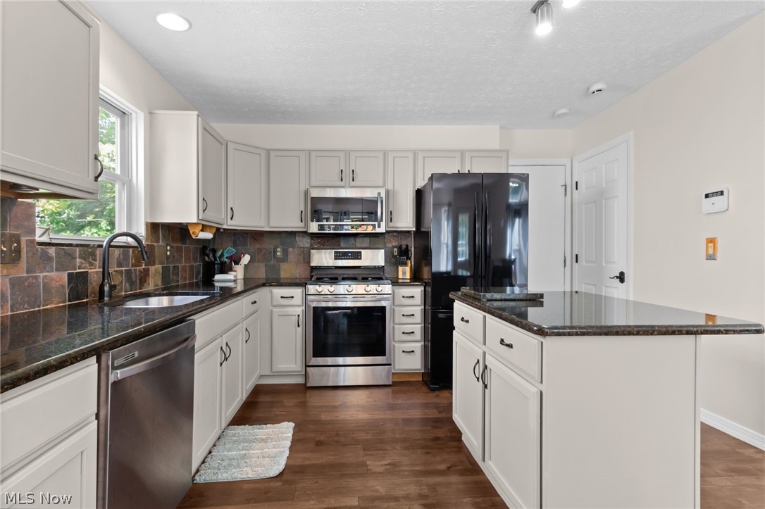 1097 Pebble Brook Drive Columbus OH 43240