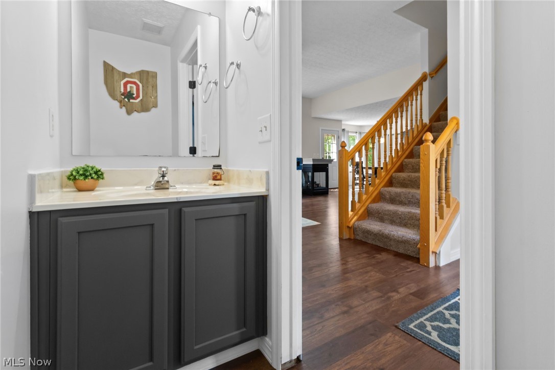 1097 Pebble Brook Drive Columbus OH 43240