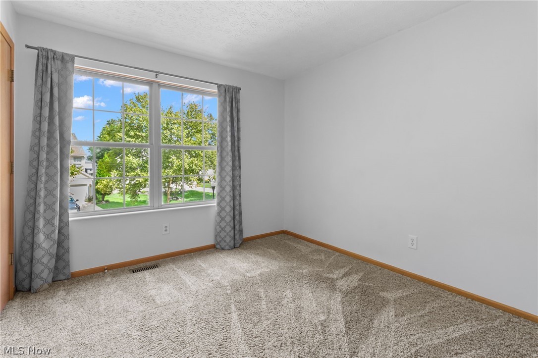 1097 Pebble Brook Drive Columbus OH 43240