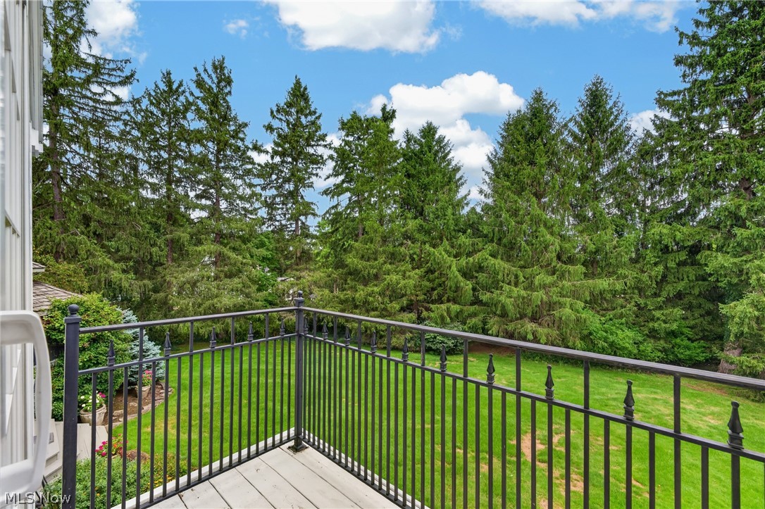 33433 Pinetree Road Pepper Pike OH 44124