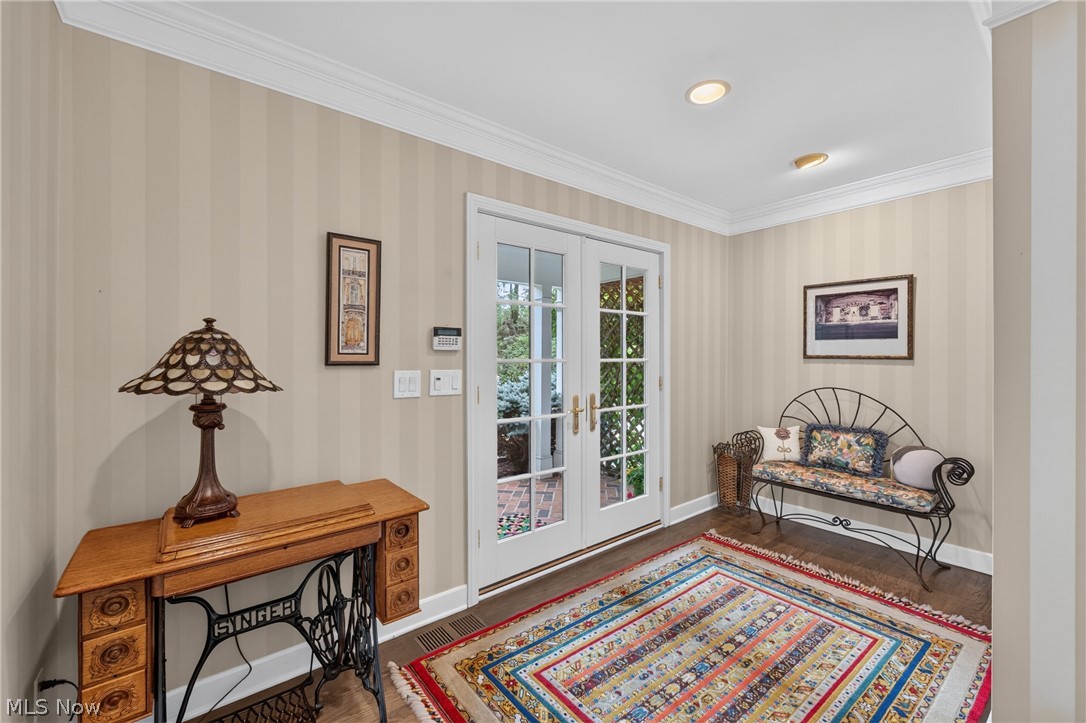 33433 Pinetree Road Pepper Pike OH 44124
