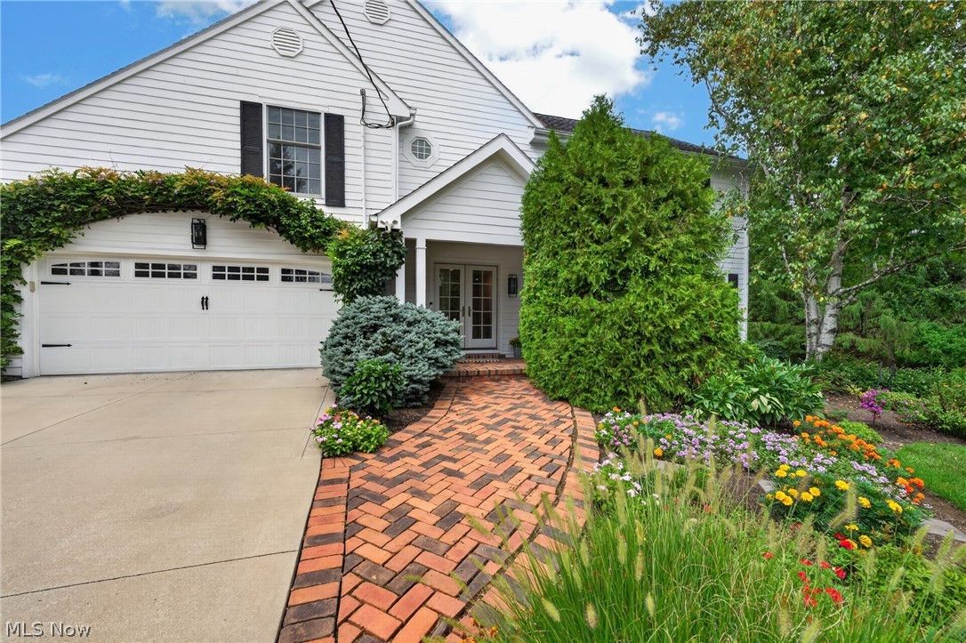 33433 Pinetree Road Pepper Pike OH 44124