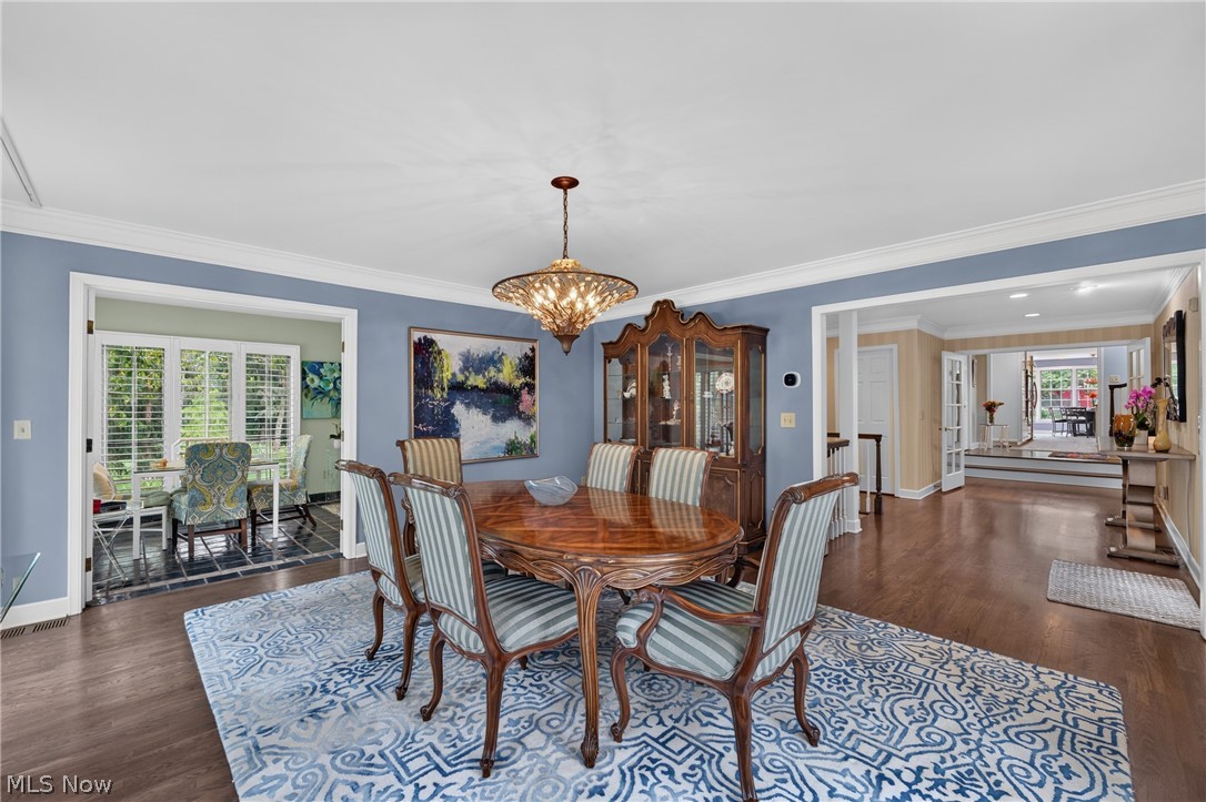 33433 Pinetree Road Pepper Pike OH 44124