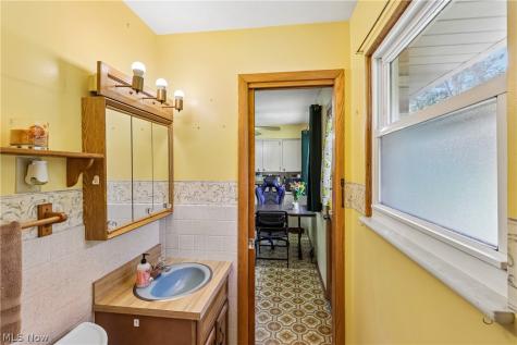 4908 Encino Drive Akron OH 44319