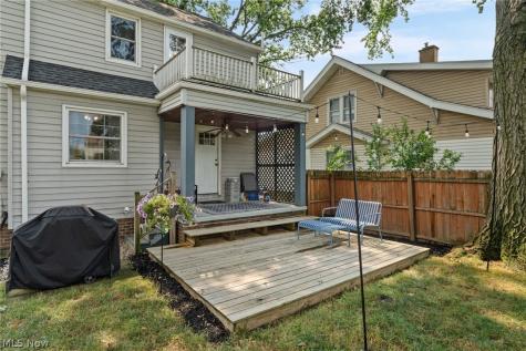 15312 Edolyn Avenue Cleveland OH 44111