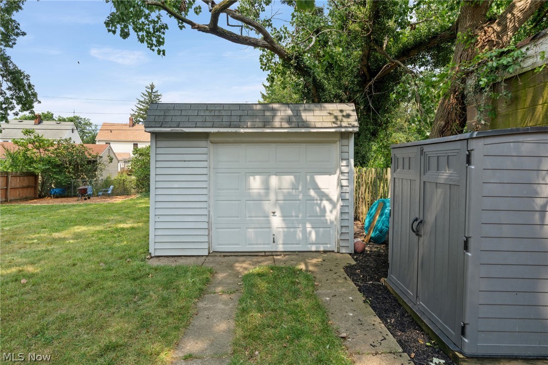 15312 Edolyn Avenue Cleveland OH 44111