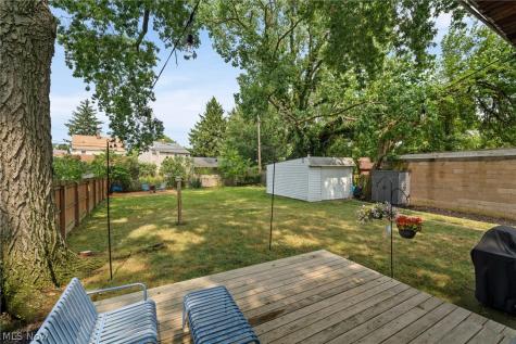 15312 Edolyn Avenue Cleveland OH 44111