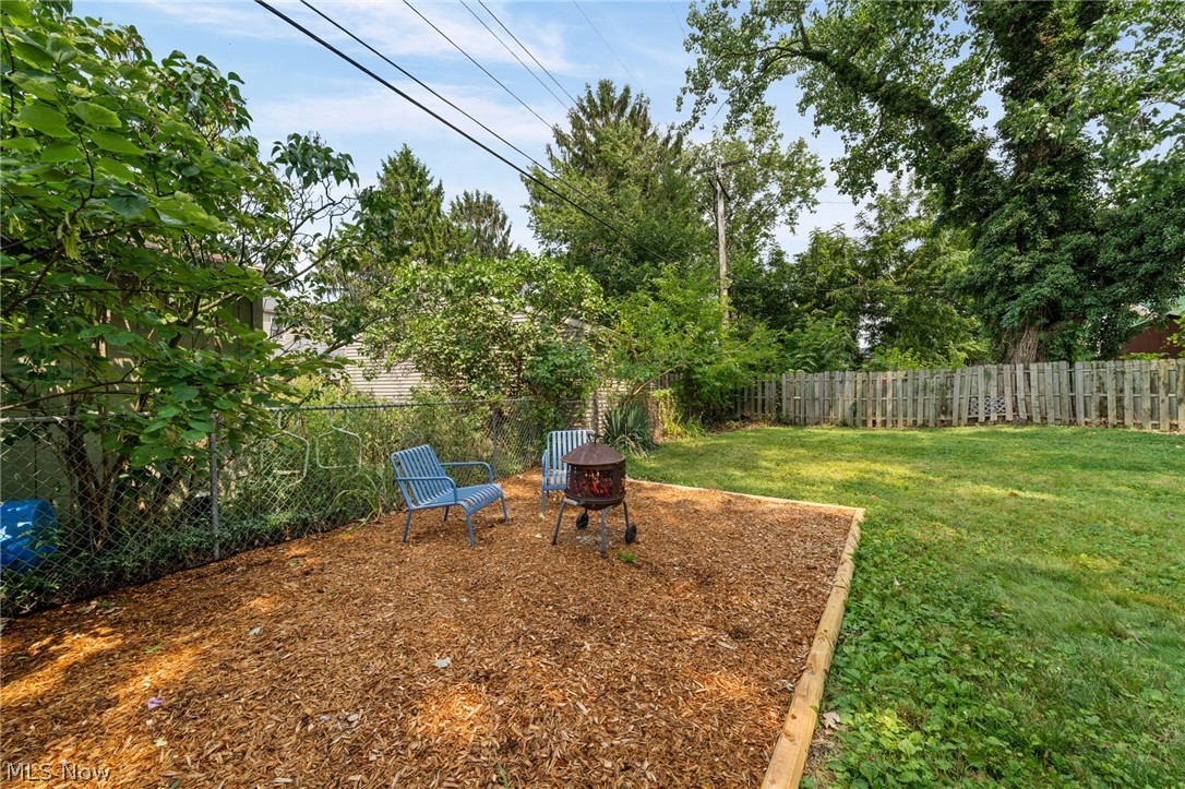15312 Edolyn Avenue Cleveland OH 44111