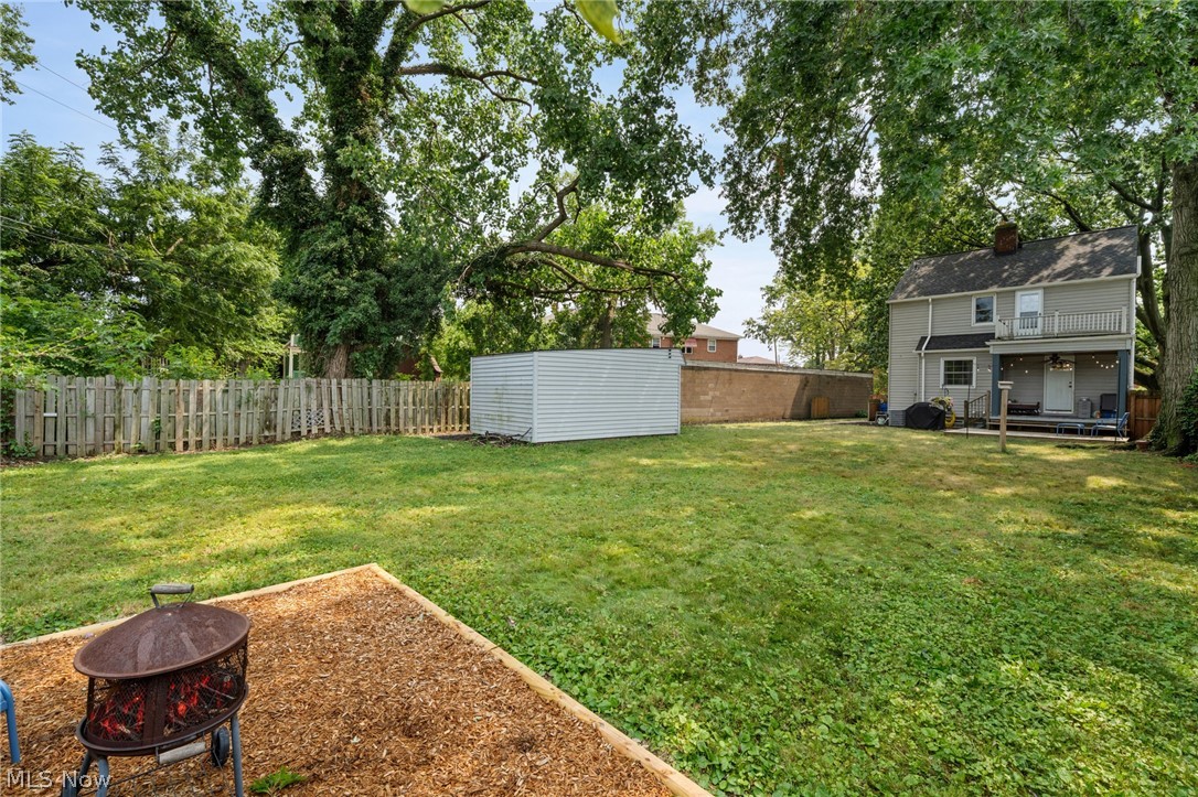 15312 Edolyn Avenue Cleveland OH 44111