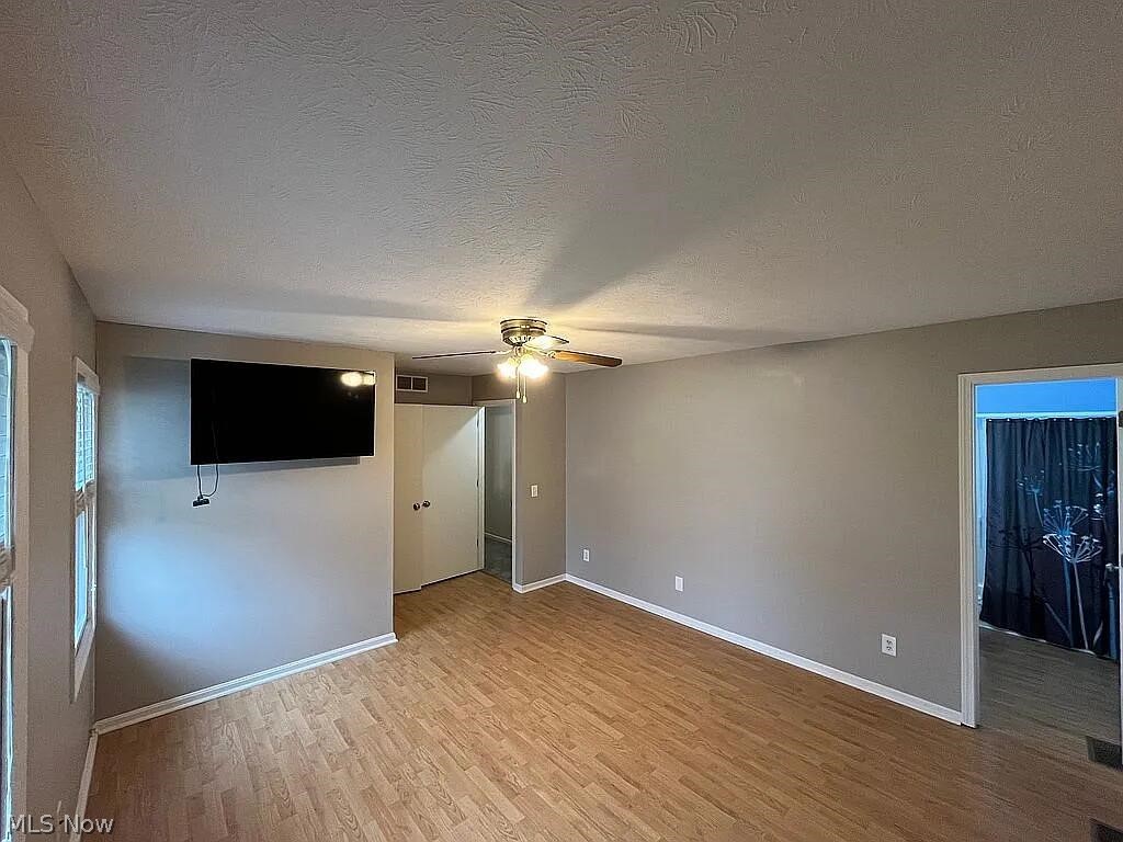 1077 Sutherland Avenue Akron OH 44314