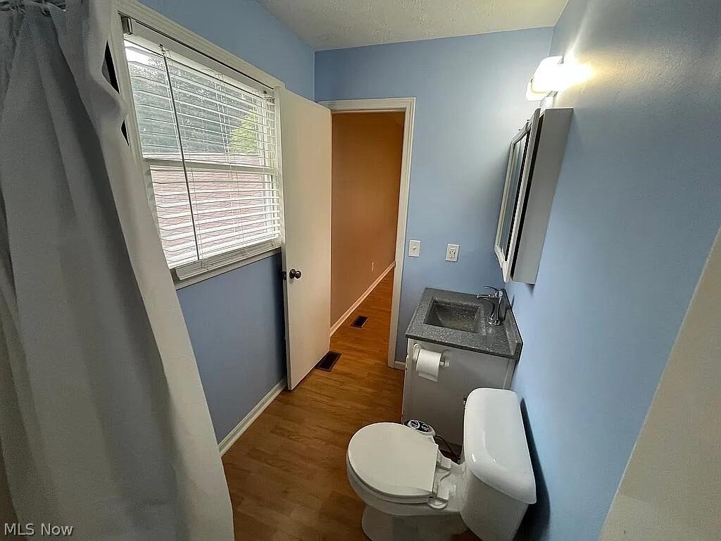 1077 Sutherland Avenue Akron OH 44314