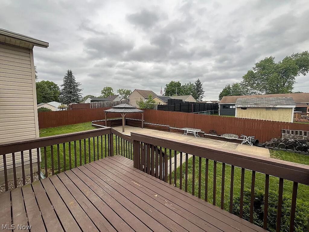 1077 Sutherland Avenue Akron OH 44314